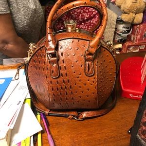 Meet your Posher, Ursula